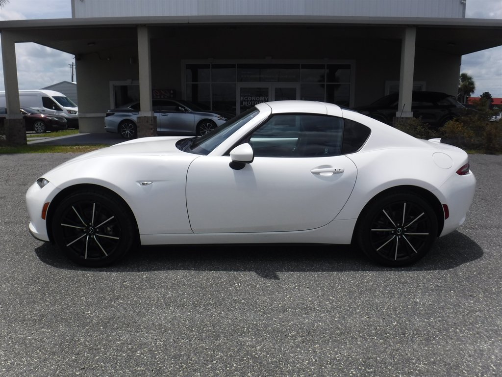 Used 2024 MAZDA MX-5 Miata RF Grand Touring RWD image 2