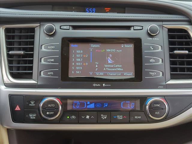 Used 2014 Toyota Highlander Plus FWD image 14