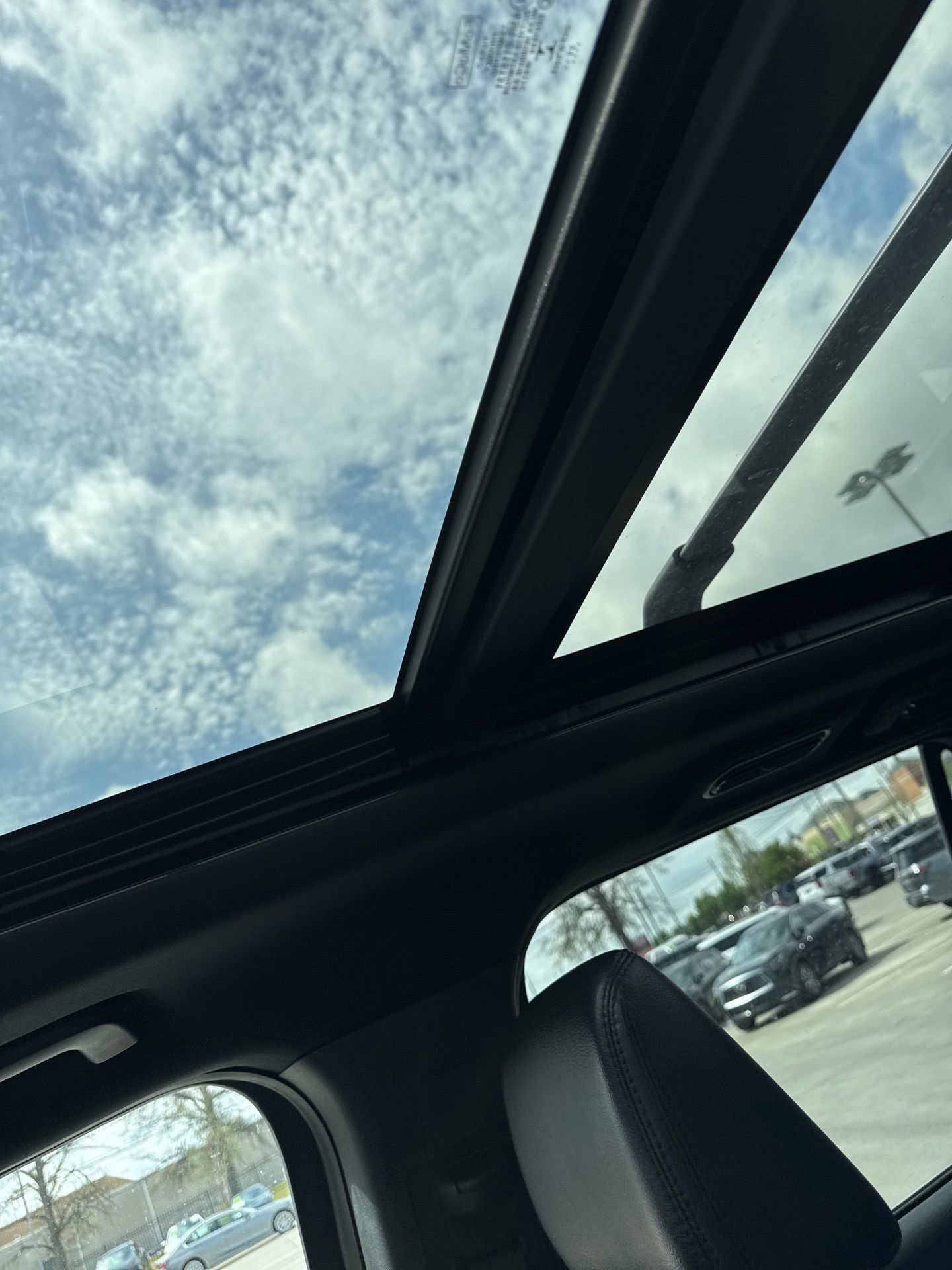 Used 2021 Ford Expedition Max XLT image 12