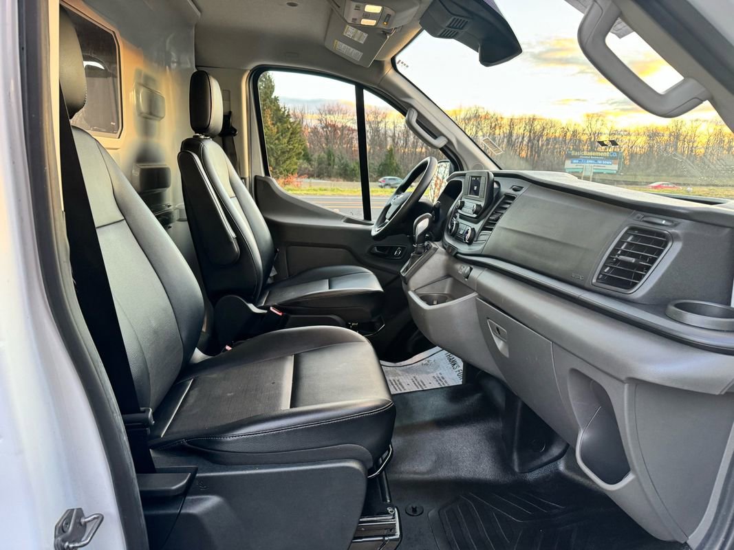 Used 2024 Ford Transit 150 Low Roof image 32