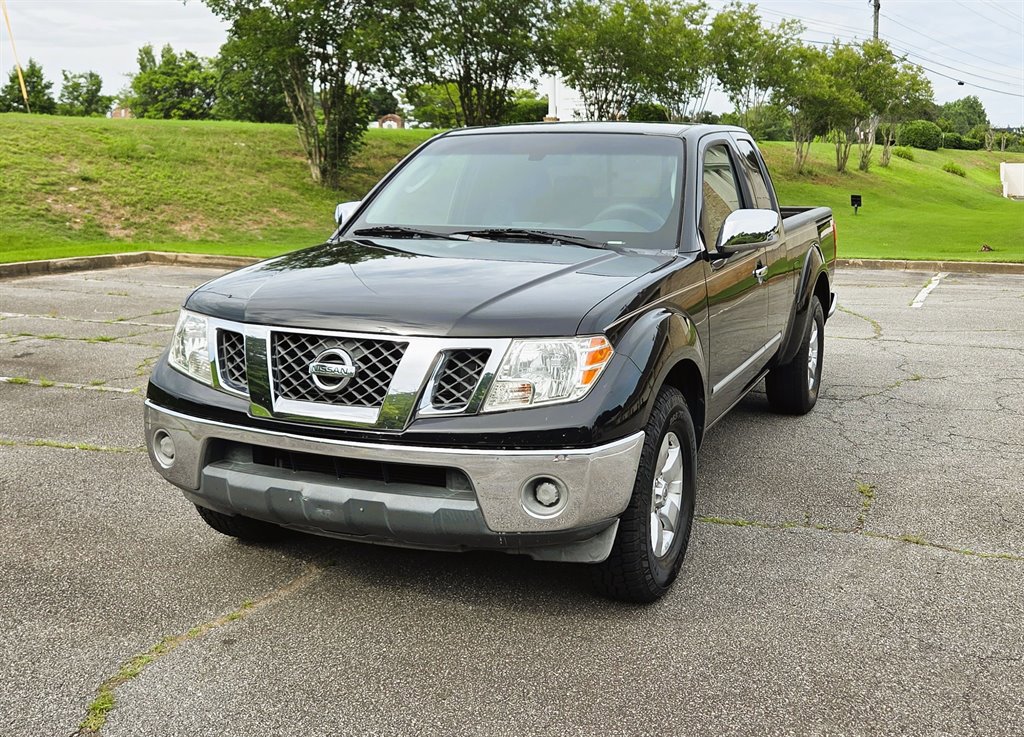 Used 2010 Nissan Frontier SE w/ SE Value Truck Pkg RWD image 15