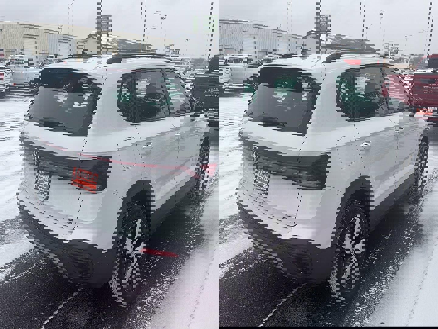 Used 2025 Volkswagen Taos S image 5