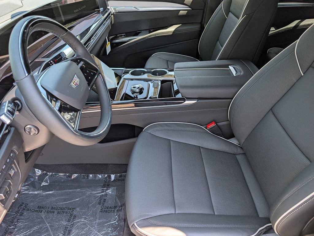 New 2026 Cadillac Escalade ESV Sport w/ Touring Package AWD/4WD image 11