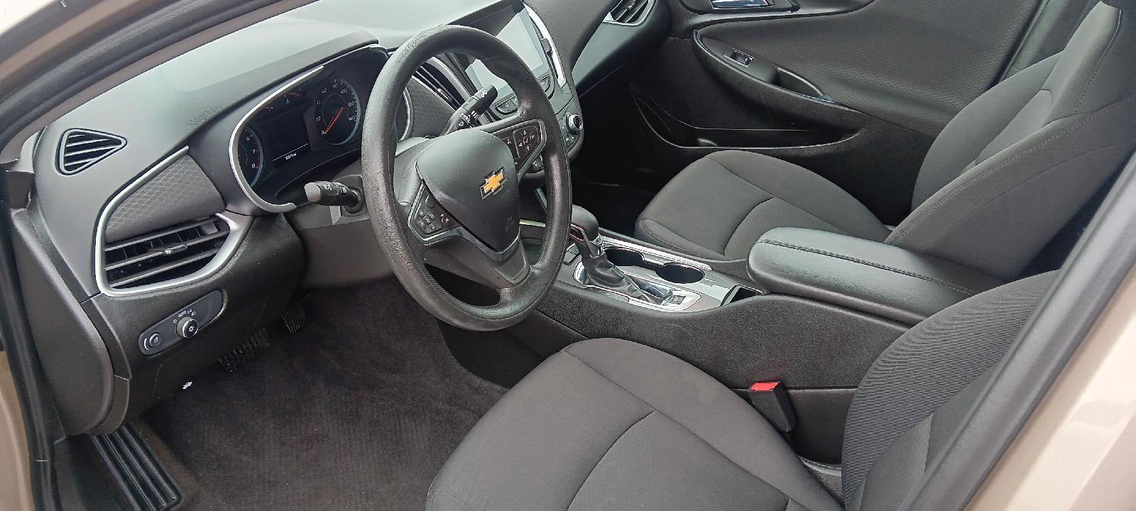 Used 2022 Chevrolet Malibu LT image 5