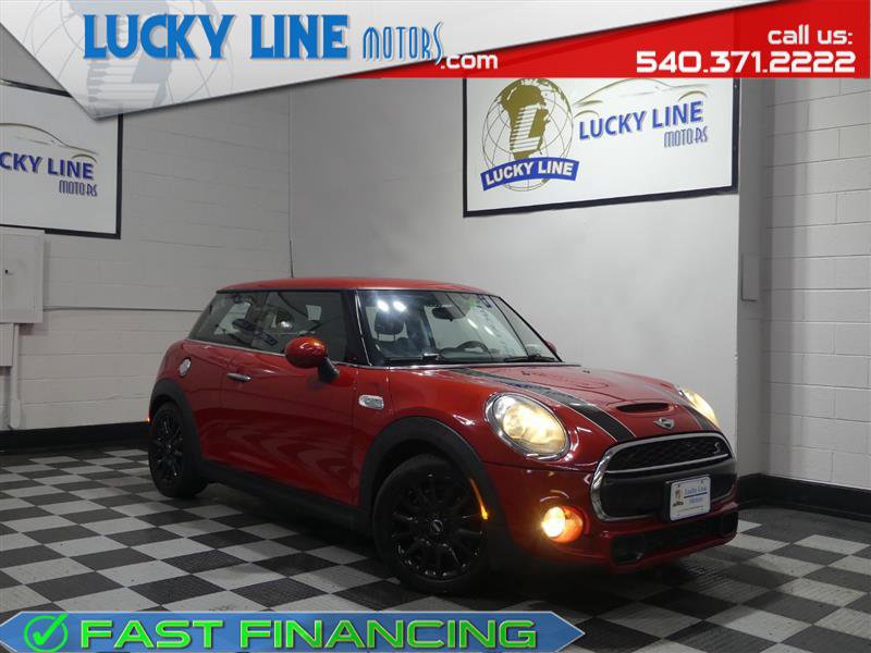 Used 2016 MINI Cooper S image 1
