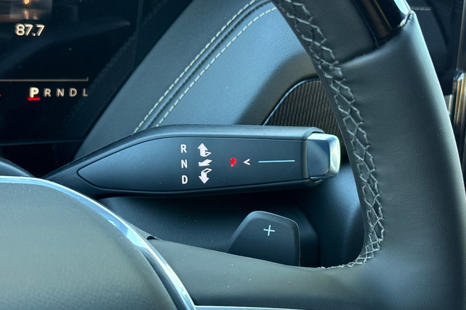 New 2026 GMC Yukon XL Elevation image 24