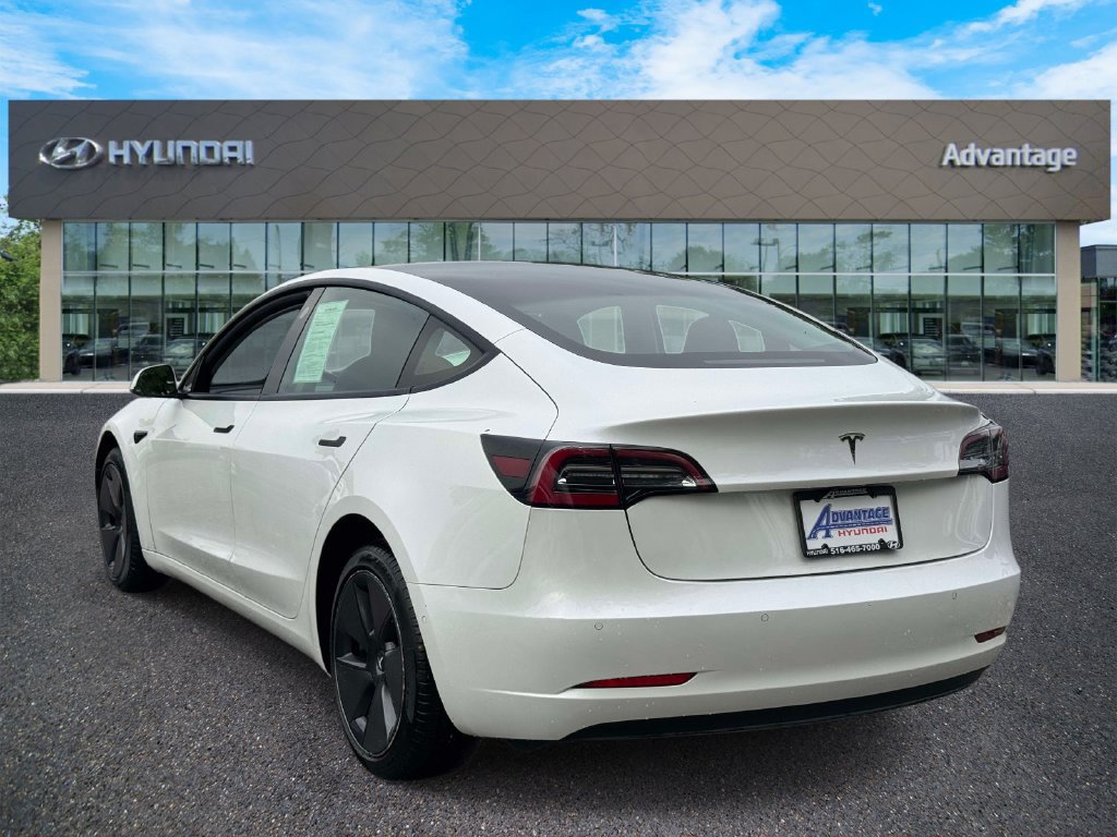 Used 2021 Tesla Model 3 Standard Range Plus RWD image 5