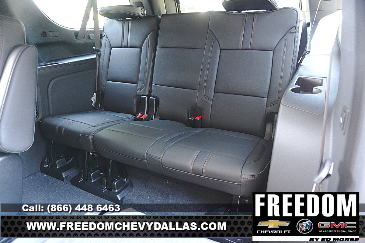 New 2026 Chevrolet Suburban RST w/ Comfort Package AWD/4WD image 15
