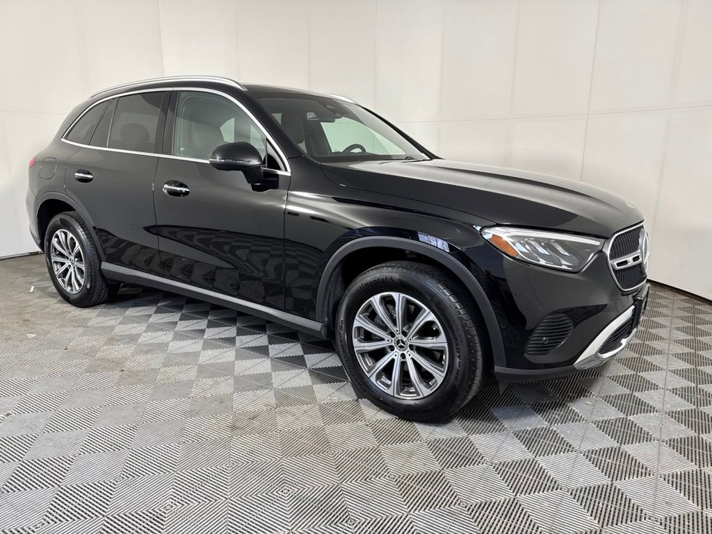 Certified 2025 Mercedes-Benz GLC 300 4MATIC image 10