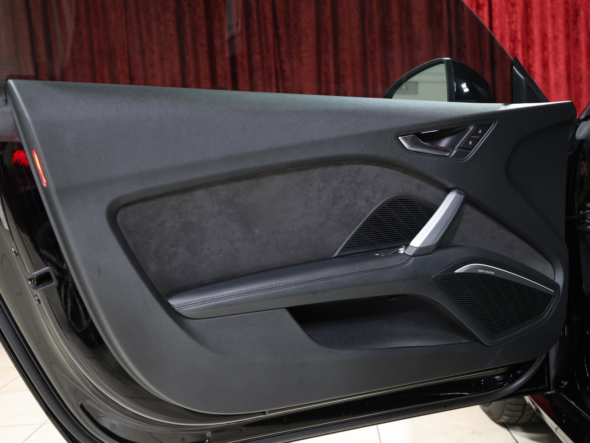 Used 2017 Audi TT 2.0T image 11