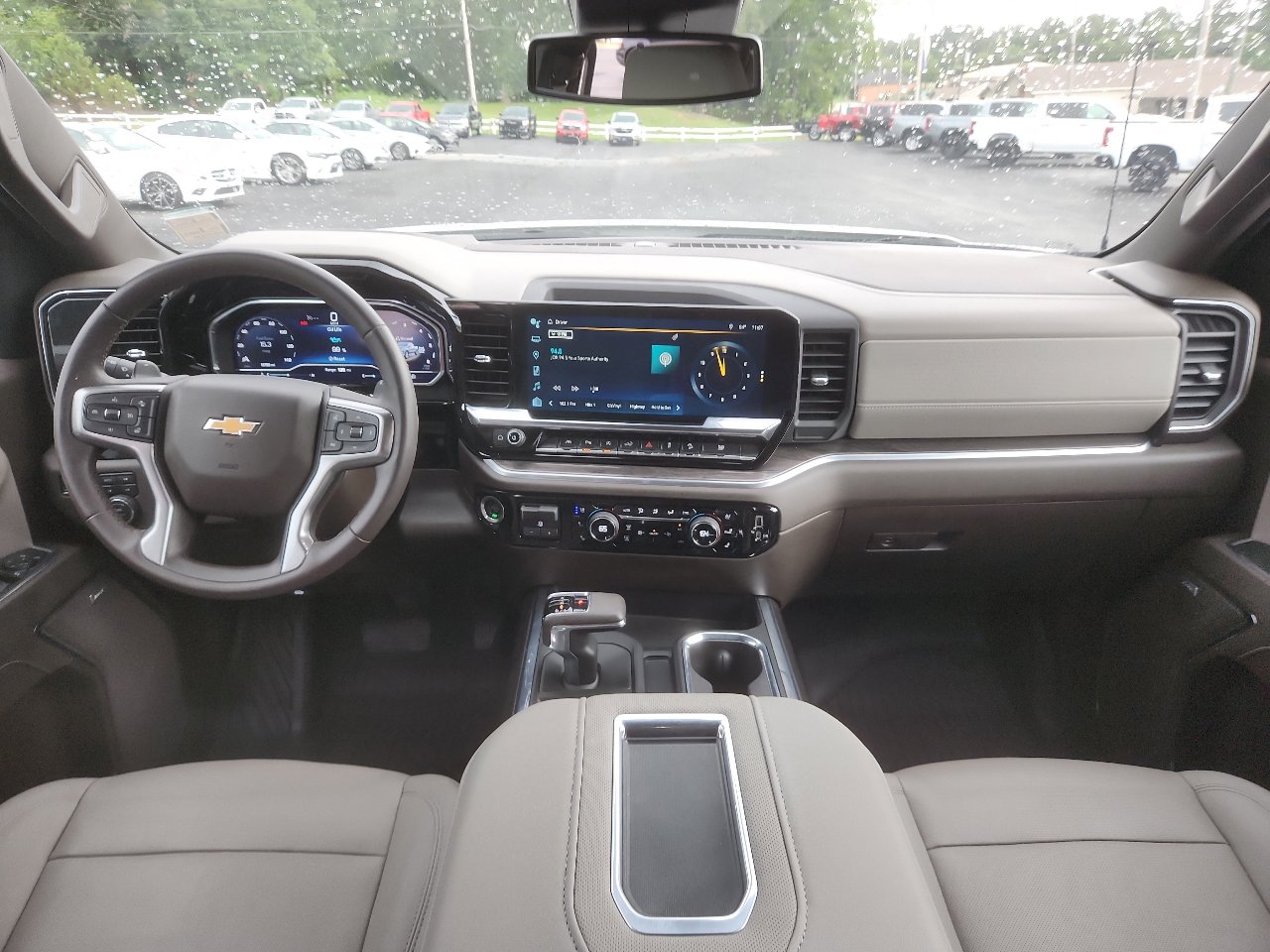 Used 2022 Chevrolet Silverado 1500 LTZ image 28