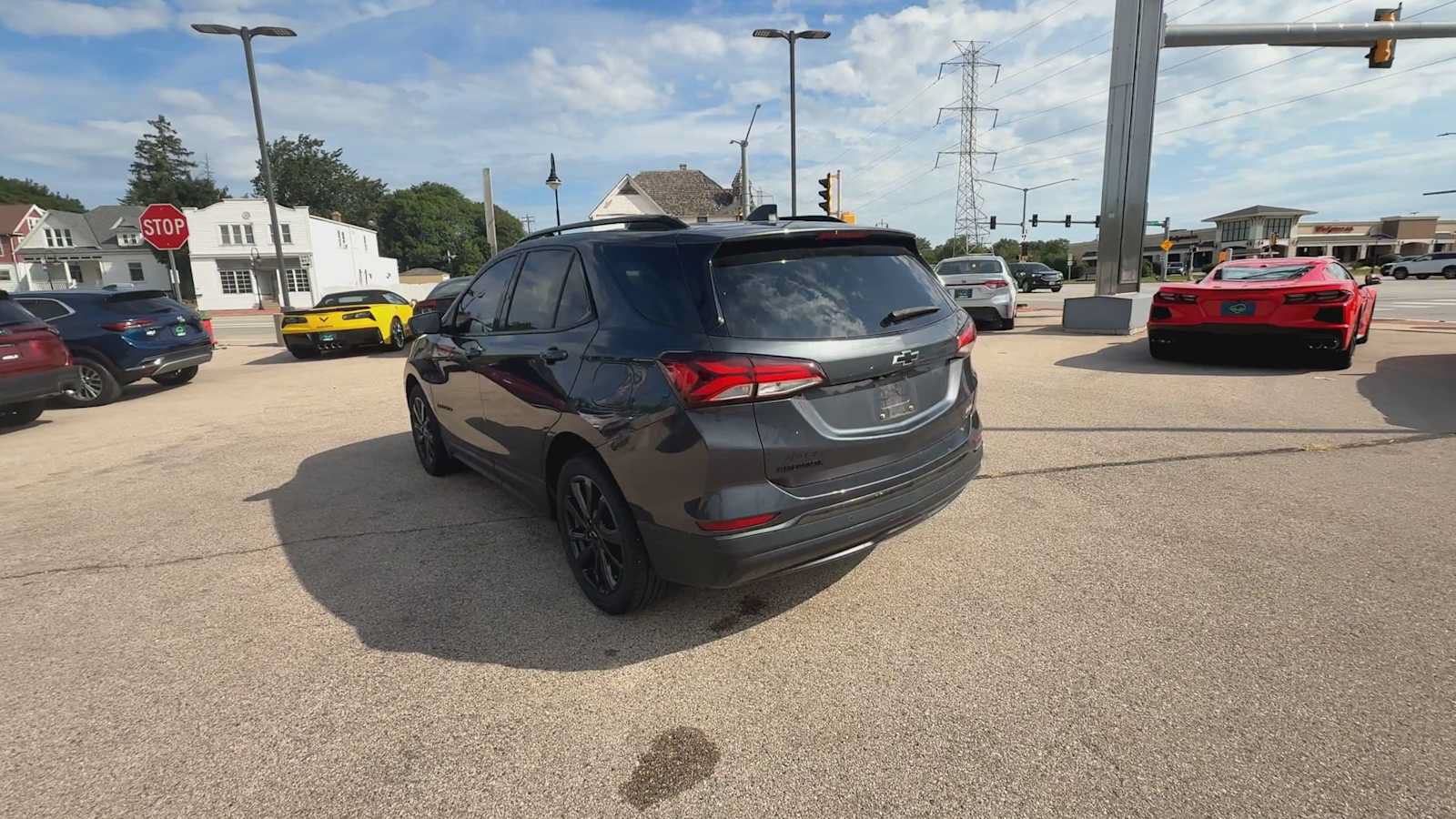 Used 2023 Chevrolet Equinox RS FWD image 6