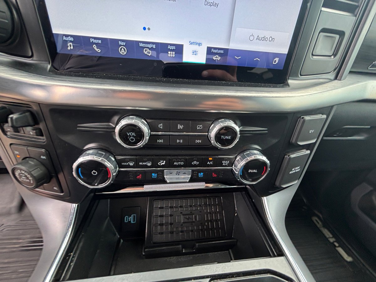 Used 2023 Ford F150 Lariat image 5