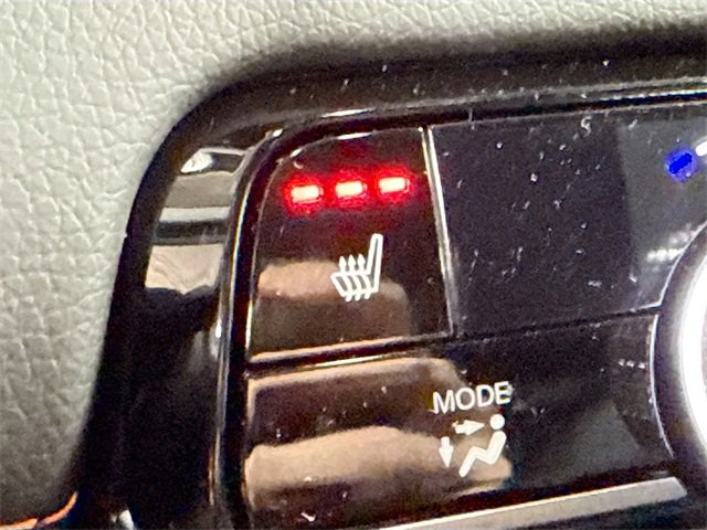 Used 2025 Honda Pilot TrailSport image 21