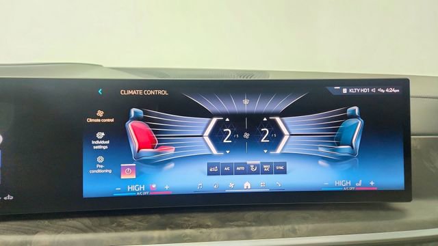 Used 2026 BMW X5 xDrive40i image 50