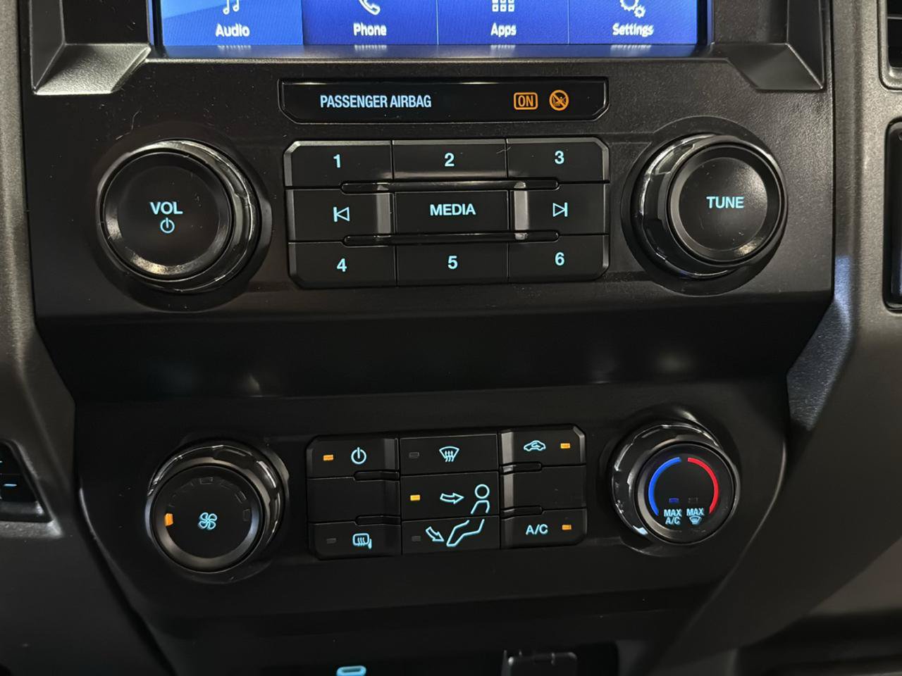 Used 2022 Ford F350 XL w/ STX Appearance Package AWD/4WD image 20