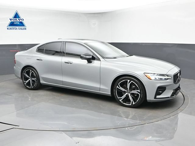 Used 2025 Volvo S60 B5 Plus FWD image 1