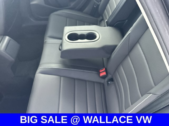 Certified 2024 Volkswagen Jetta SE w/ Panoramic Sunroof Package FWD image 14