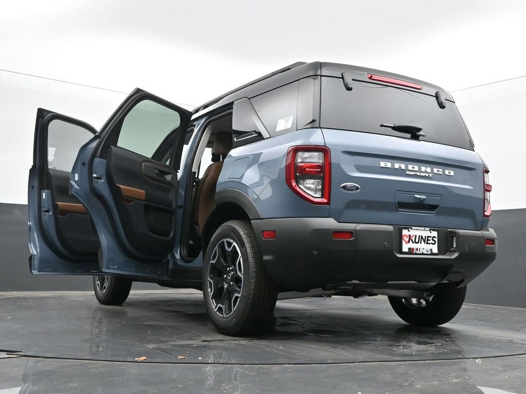 New 2025 Ford Bronco Sport Outer Banks image 70