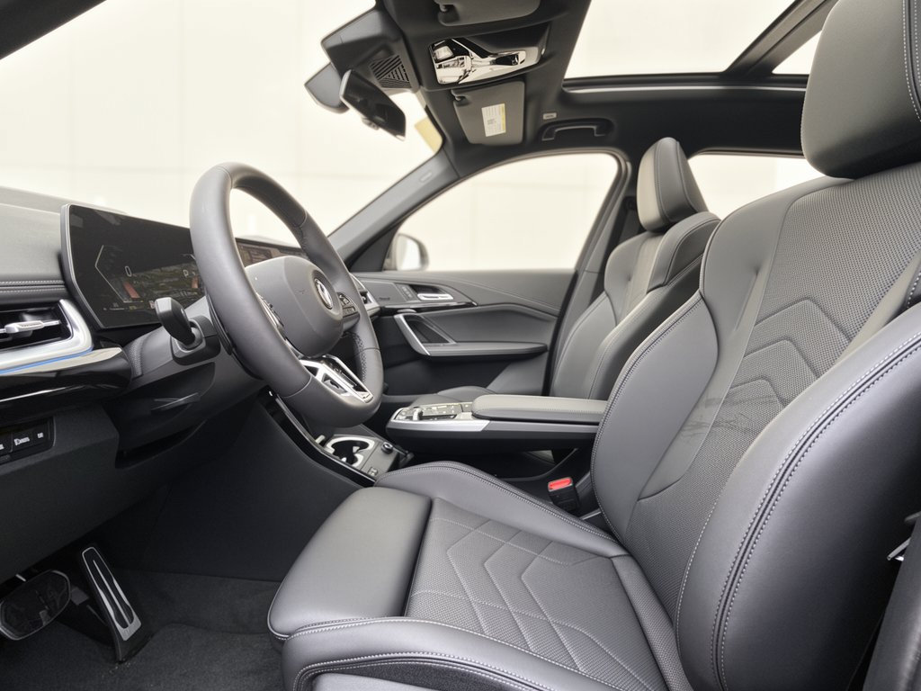 New 2026 BMW X1 xDrive28i w/ Technology Package AWD/4WD image 5