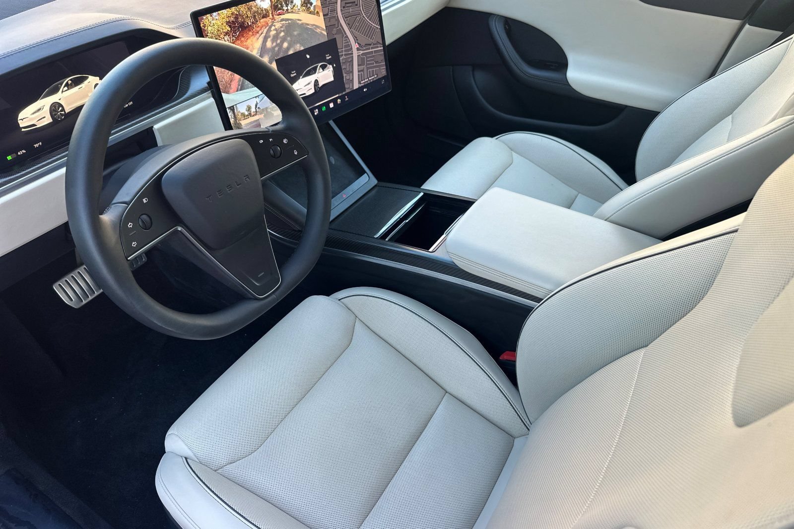 Used 2023 Tesla Model S Plaid AWD/4WD image 9