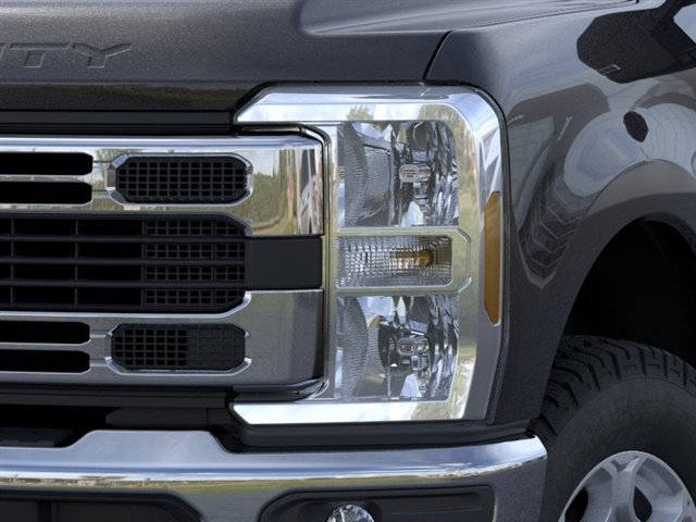 New 2026 Ford F350 XLT AWD/4WD image 18