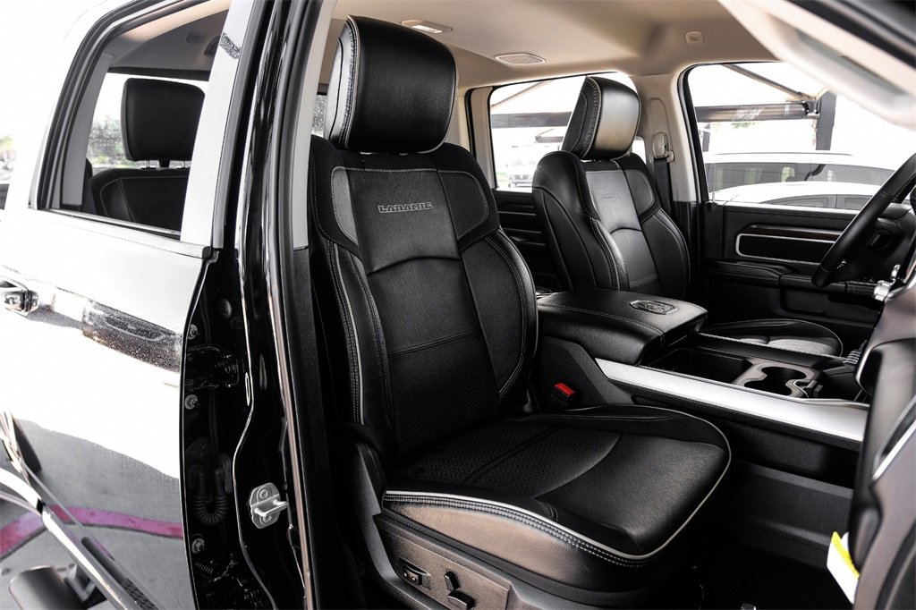 Used 2024 RAM 3500 Laramie w/ Bed Utility Group image 41