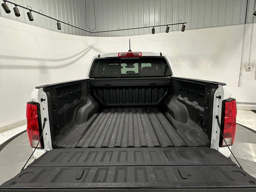 Used 2024 Chevrolet Colorado Trail Boss w/ Advanced Trailering Package AWD/4WD image 5