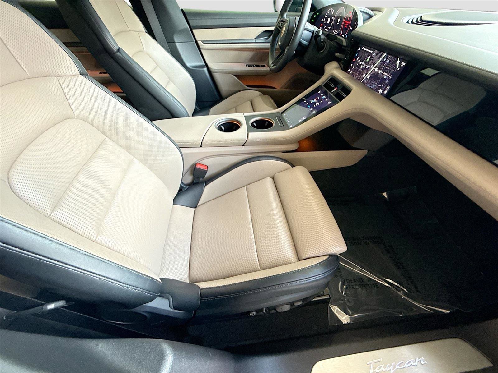 Used 2025 Porsche Taycan RWD image 29