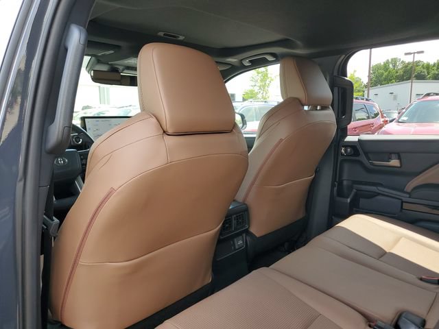 Used 2025 Toyota 4Runner Limited RWD image 19