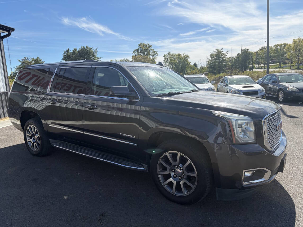 Used 2015 GMC Yukon XL Denali w/ Open Road Package image 5