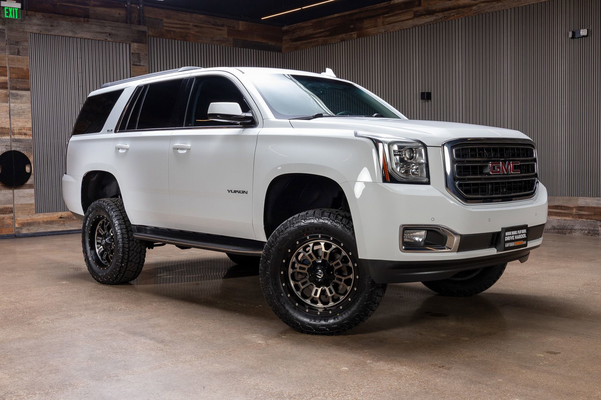 Used 2019 GMC Yukon SLE w/ SLE Value Package