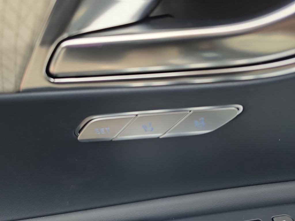 New 2026 Genesis GV80 3.5T Prestige image 14