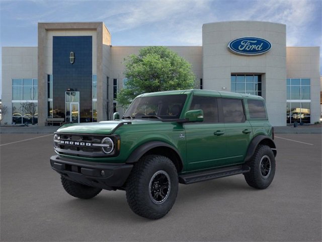 New 2025 Ford Bronco Outer Banks w/ Sasquatch Package