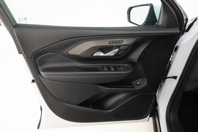 Used 2023 GMC Terrain SLT image 8