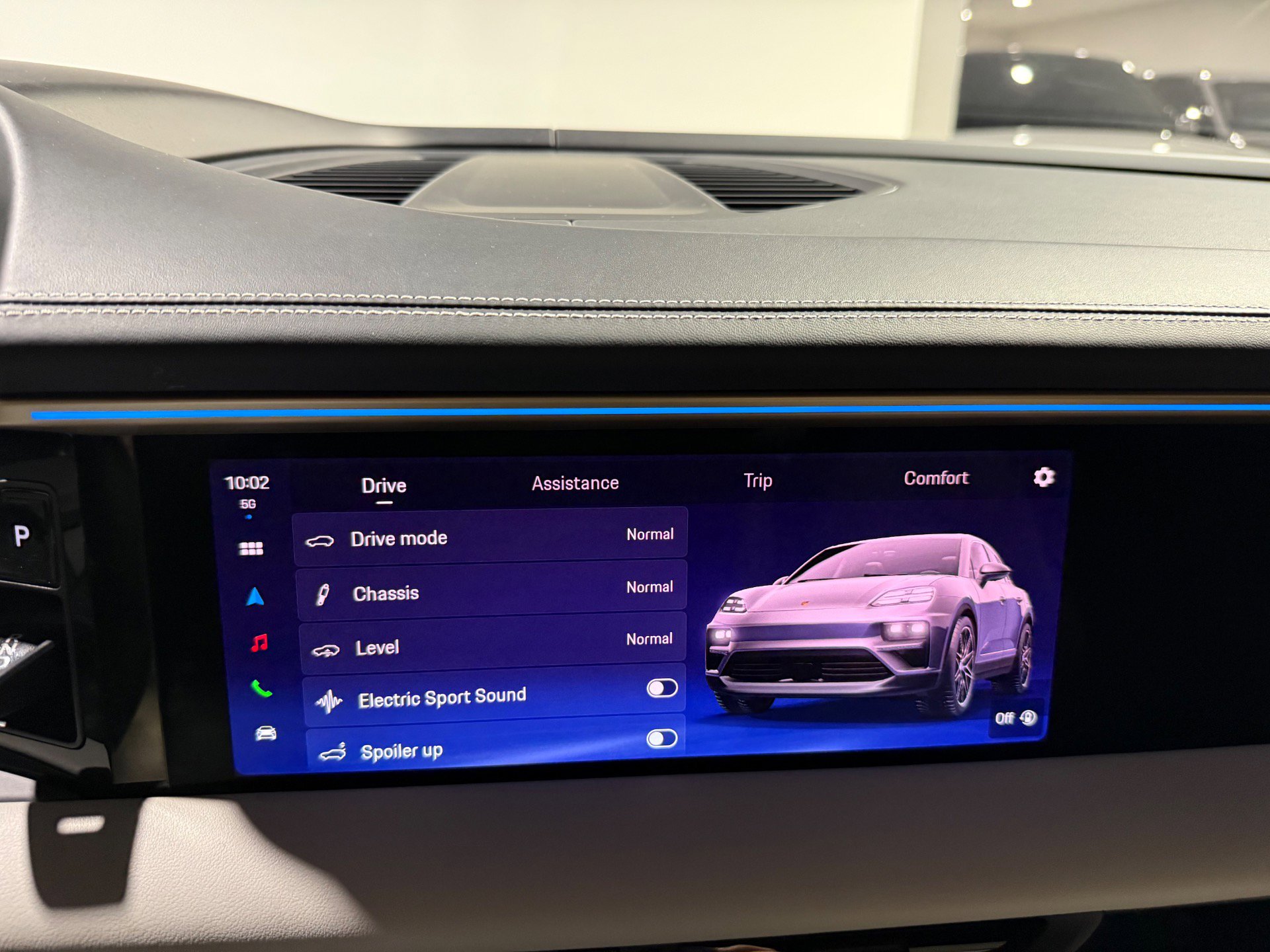 Used 2024 Porsche Macan 4 Electric w/ Premium Package image 53