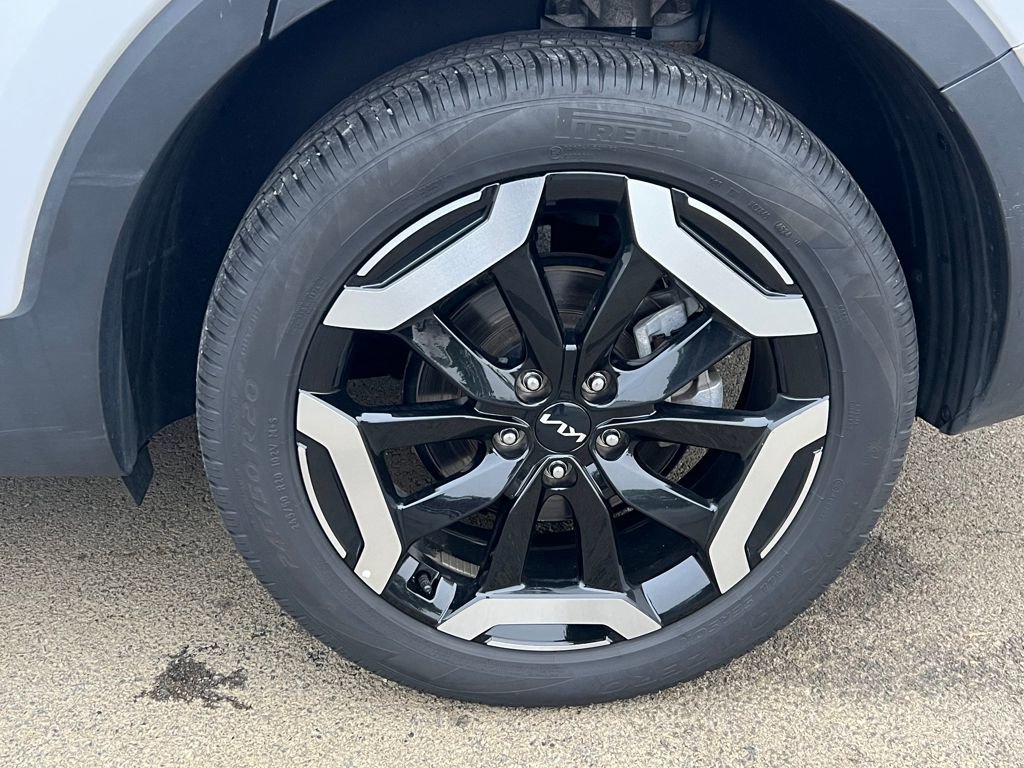 Used 2025 Kia Telluride S image 15