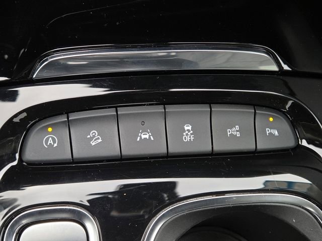 Used 2023 Buick Envision Avenir image 10