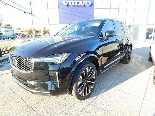 New 2026 Volvo XC90 B6 Plus w/ Protection Package Premier AWD/4WD image 3