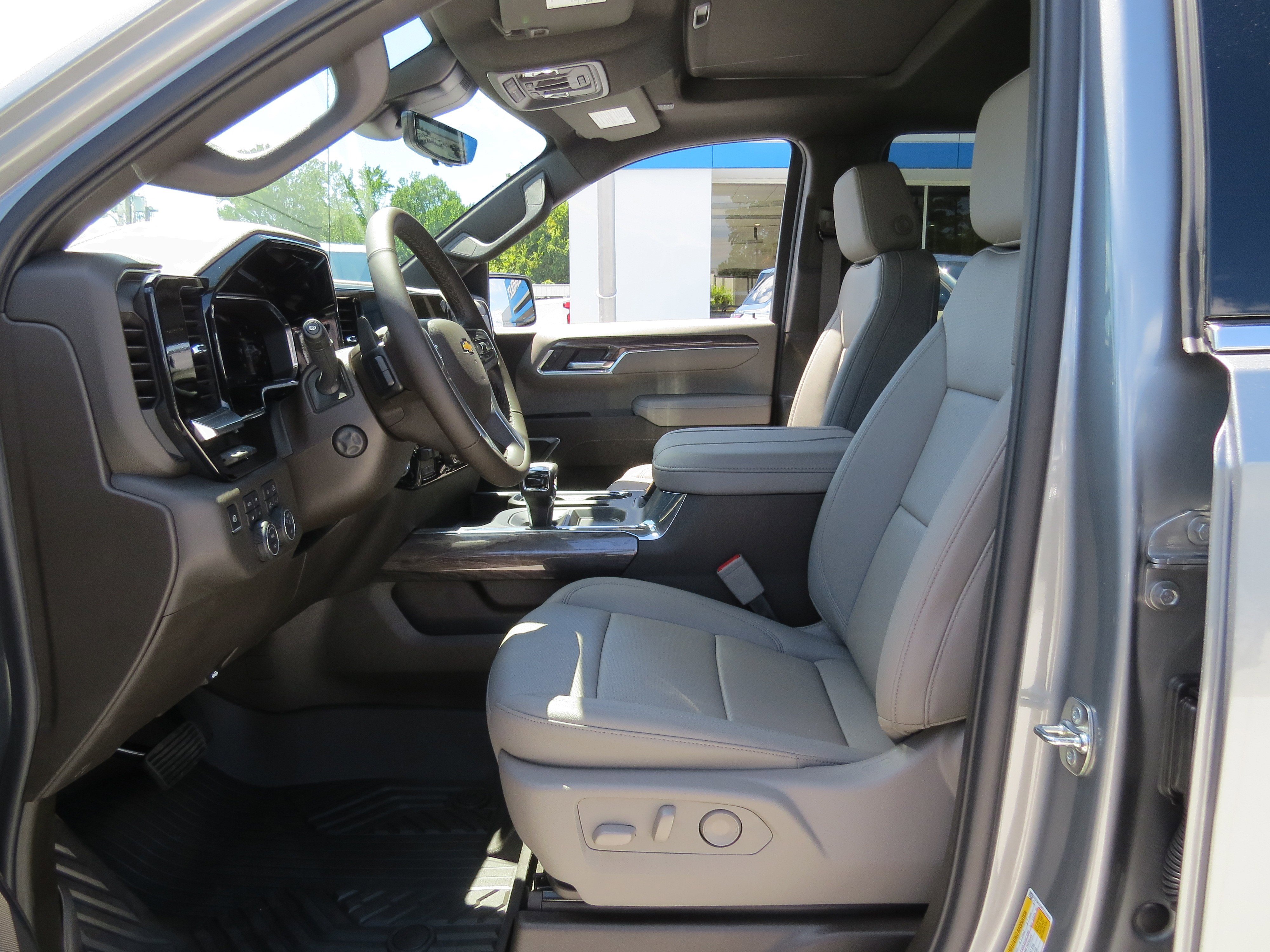New 2026 Chevrolet Silverado 1500 LTZ image 14