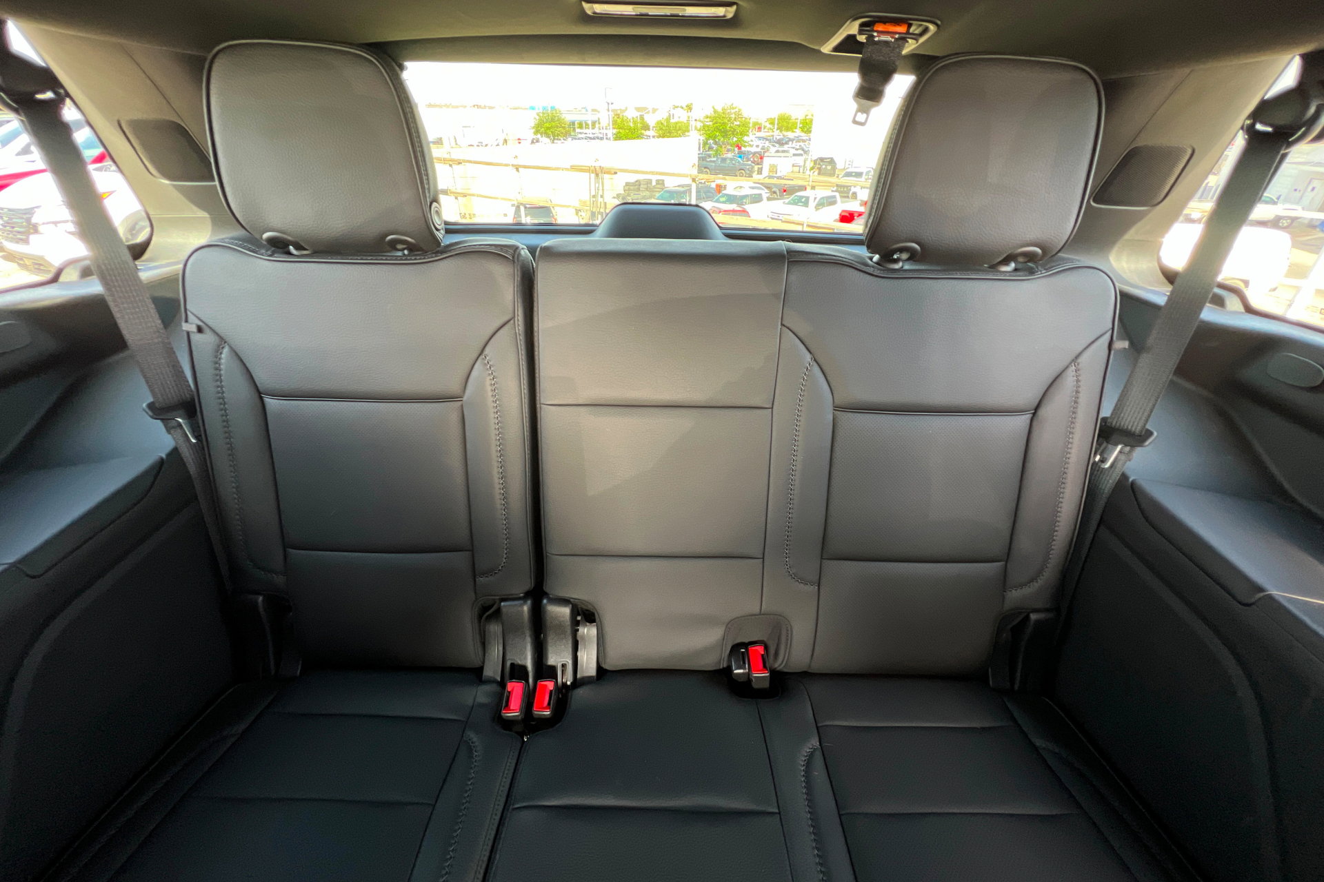 Used 2021 GMC Yukon Denali w/ Denali Premium Package image 22
