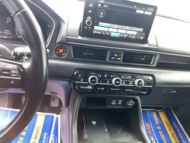 Used 2023 Honda Pilot Touring image 13