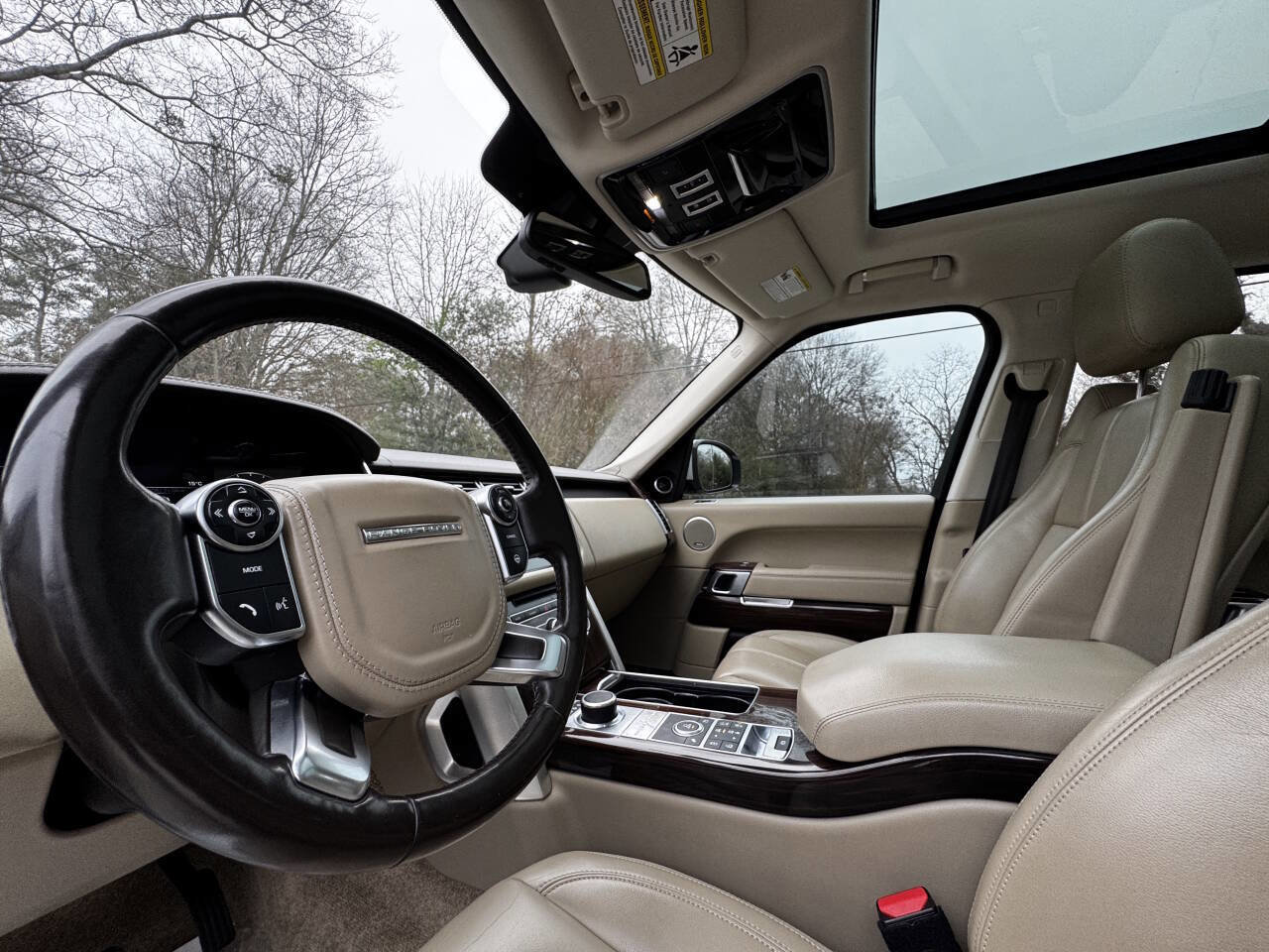 Used 2016 Land Rover Range Rover image 9