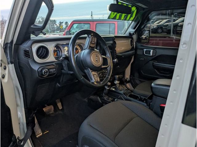 Used 2020 Jeep Gladiator Sport w/ Quick Order Package 24S image 11