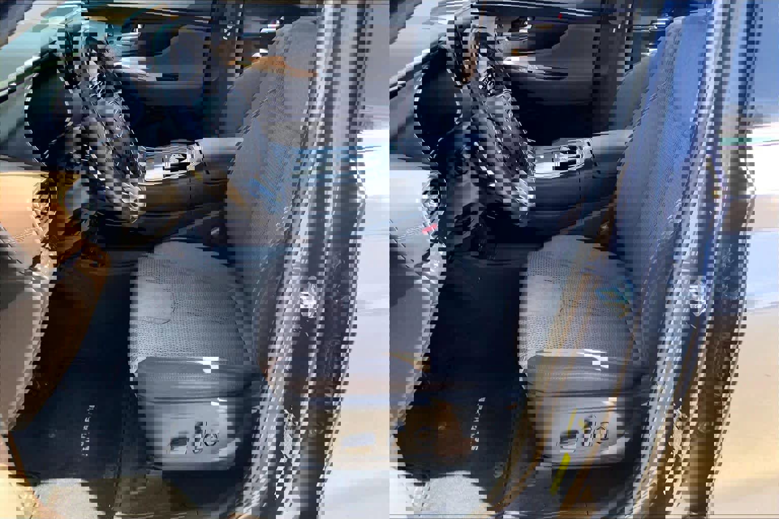 Used 2021 Hyundai Santa Fe Blue w/ Cargo Package image 8