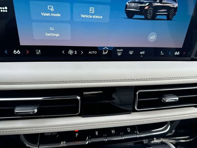 New 2026 Lincoln Aviator AWD image 19