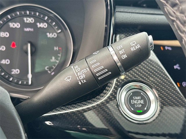 Used 2025 Cadillac XT6 Sport w/ Technology Package image 10