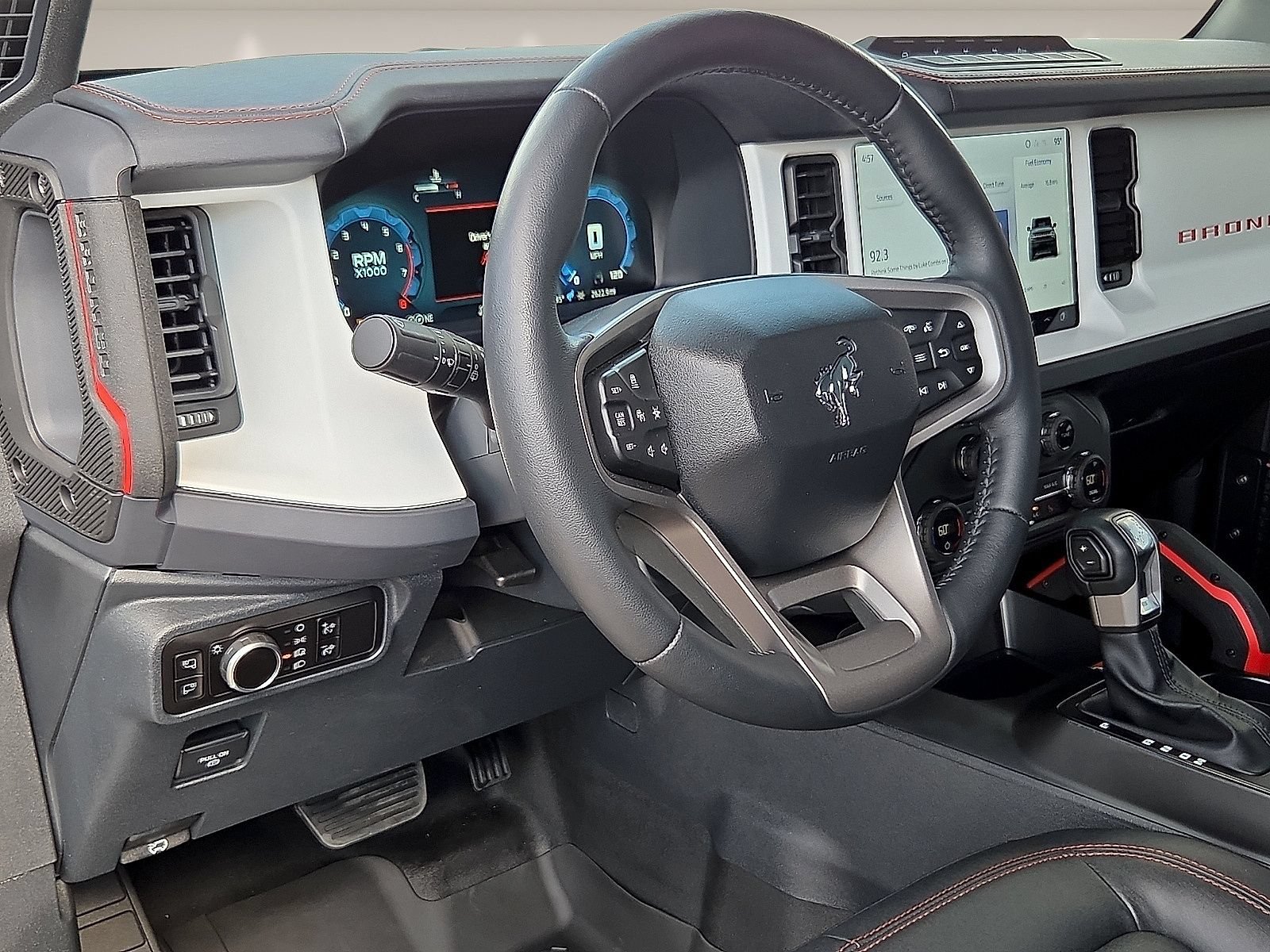 Used 2025 Ford Bronco Stroppe Edition AWD/4WD image 13