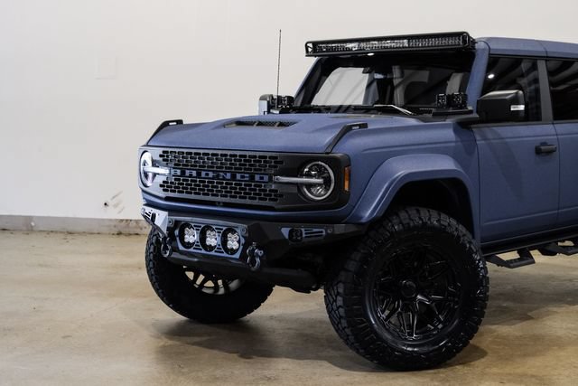 Used 2025 Ford Bronco Badlands AWD/4WD image 18