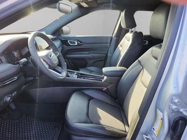 New 2026 Jeep Compass Altitude image 9